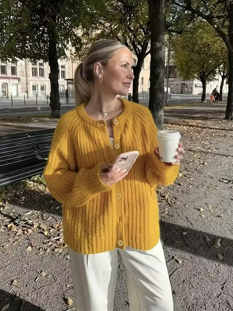 Mune | Women's Ribbed Cardigan with Button Closure and Round Neck