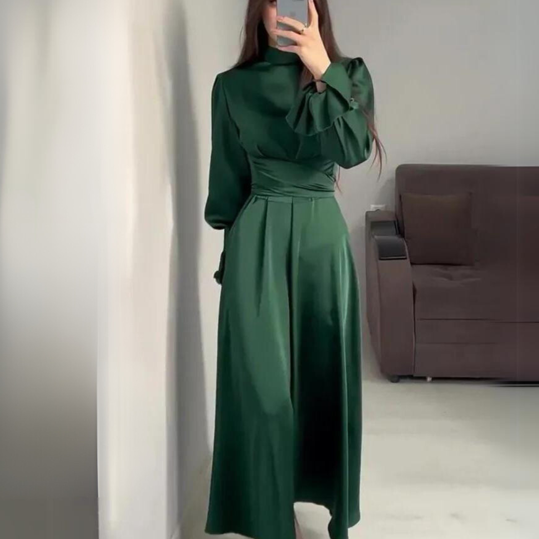 Mune | The Soft Silk Dress With Long Sleeves