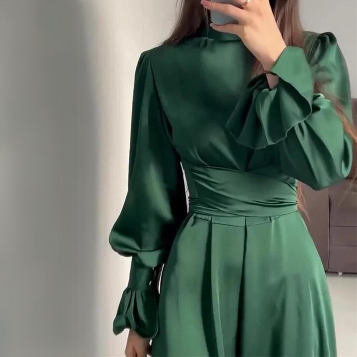 Mune | The soft and silky dress with long sleeves