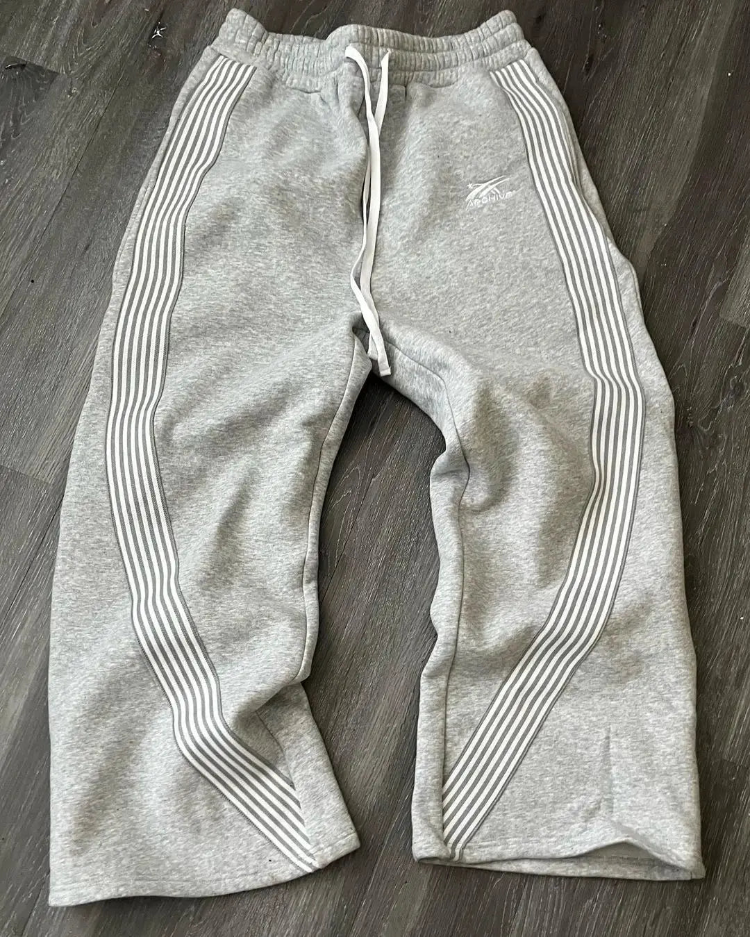 Mune | Men's Jogging Pants with Stripes