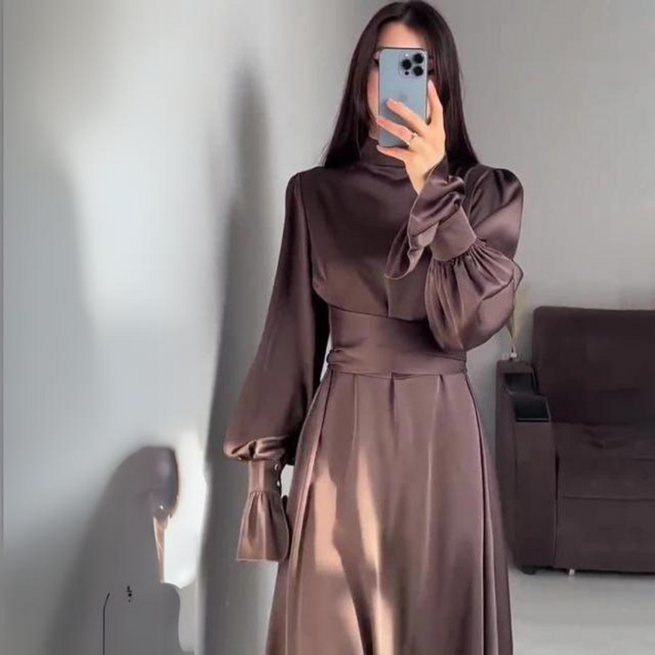 Mune | The soft and silky dress with long sleeves