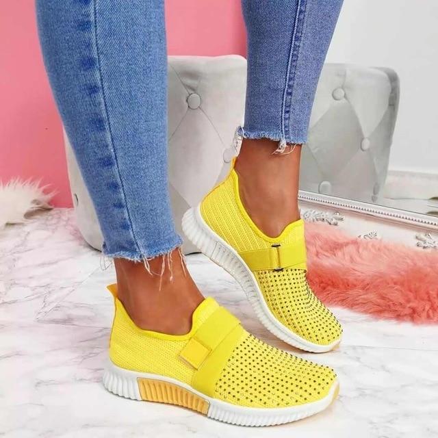 Mune | Slip-On Sneaker for Women with Velcro Closure Improve your Running Posture!