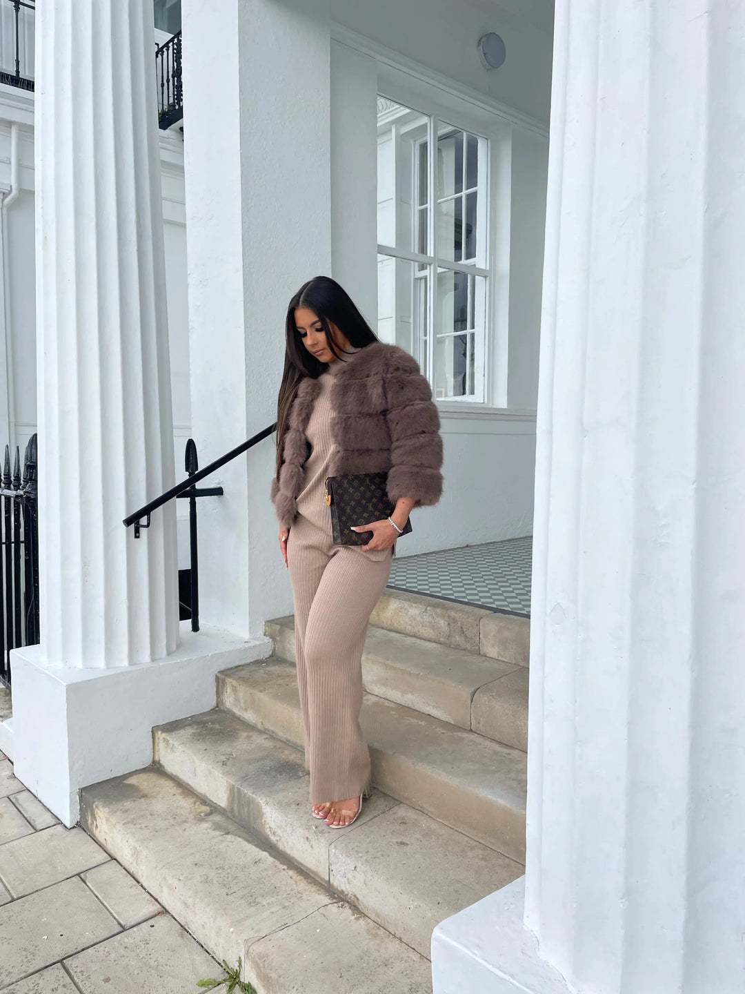 Mune | High-Quality Faux Fur Jacket Elegant Design for Elegance and Comfort
