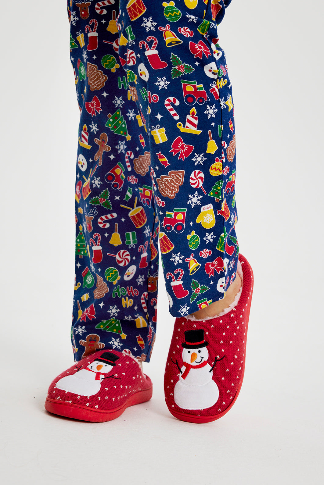 Mune | Snowman Slippers