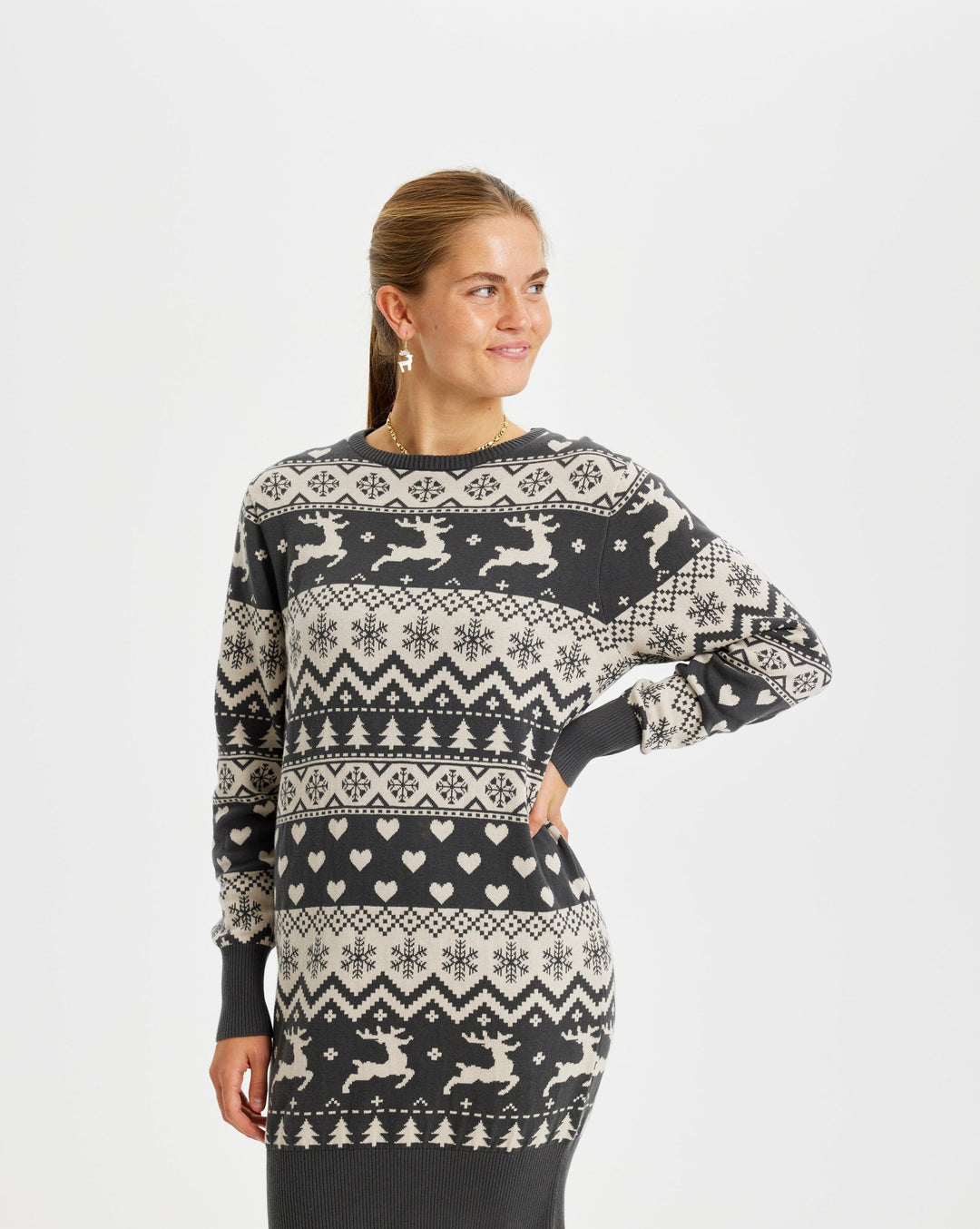 Mune | Dress Knitting Work