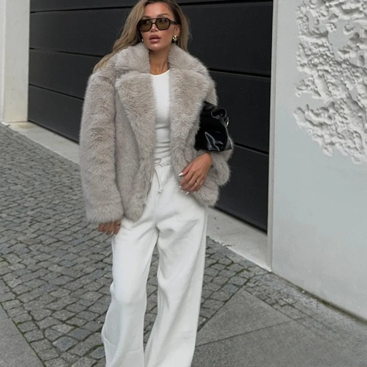 Mune | Vintage - Women's Winter Jacket with Faux Fur and Lapel