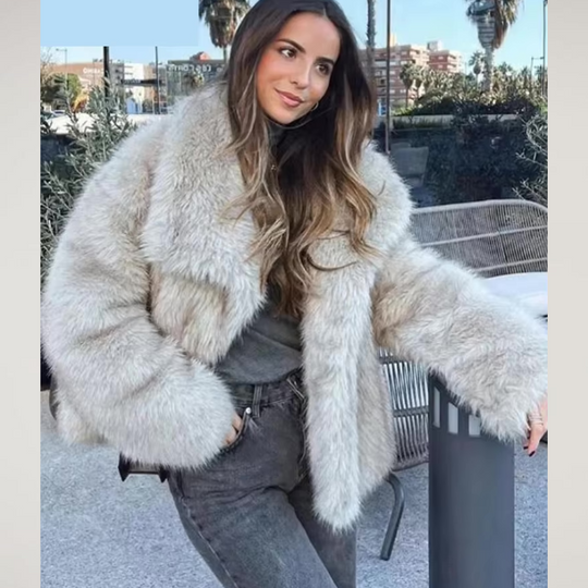Mune | Short Warm Winter Coats and Jackets for Women