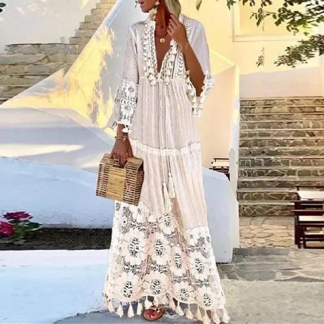 Mune | Long boho dress with lace and tassels
