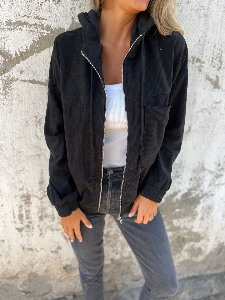 Mune | Women's Lightweight Jacket with Hood and Zipper
