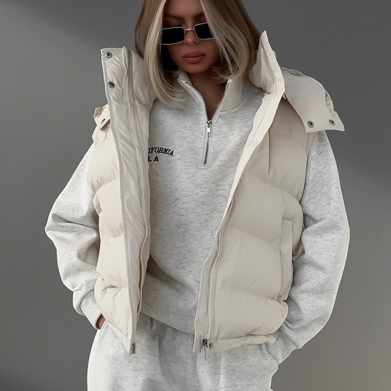 Mune | Women's Insulated Winter Vest with Zipper and Hood