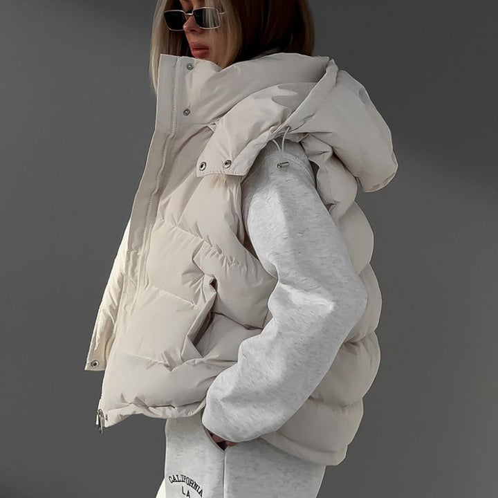 Mune | Women's Insulated Winter Vest with Zipper and Hood