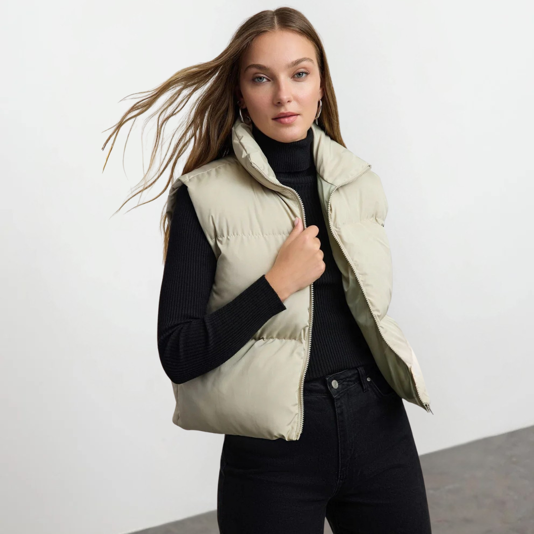 Mune | Women's Lightweight Quilted Vest with High Collar and Zipper