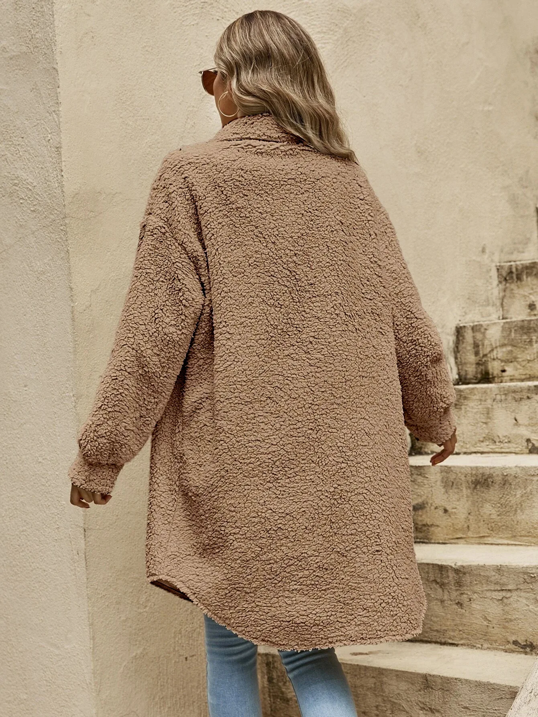 Mune | Women's Long Teddy Cardigan with Button Closure and Long Sleeves