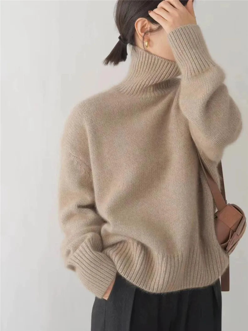 Mune | Blouse with High Neck for Women