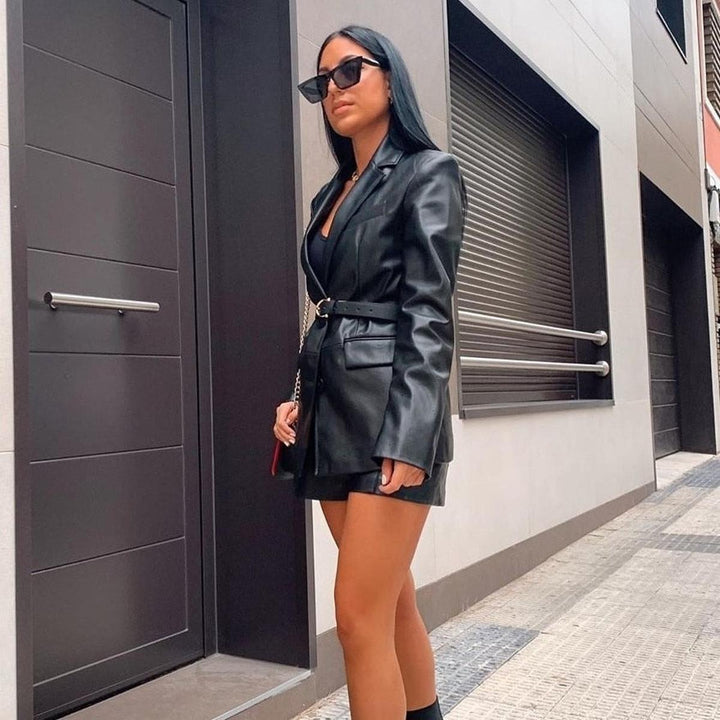 Mune | PU-Leather Women's Blazer Jacket with Tailored Cut for Versatile Style Design