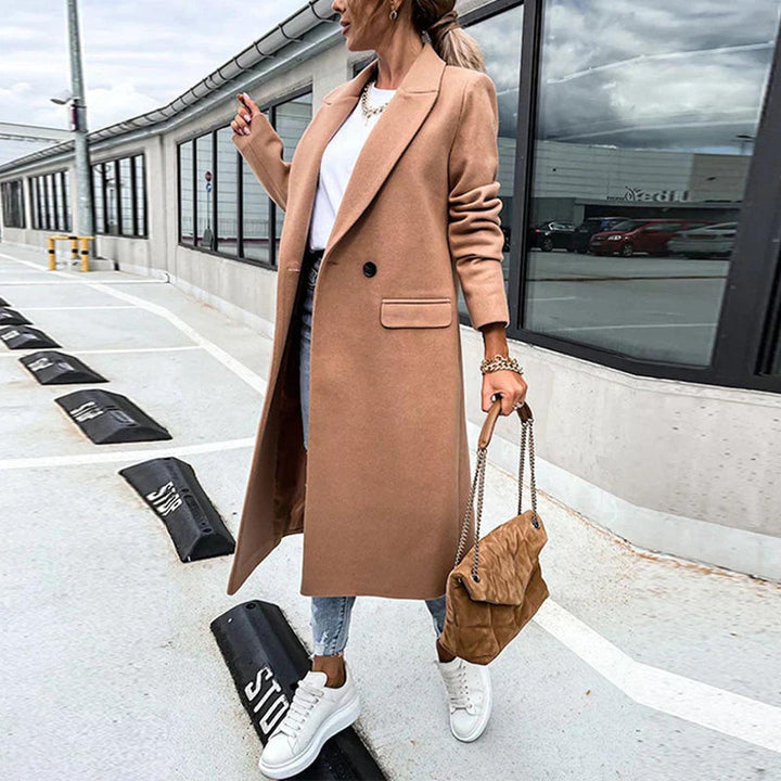 Mune | Longer women's wool blend coat with button placket and side pockets