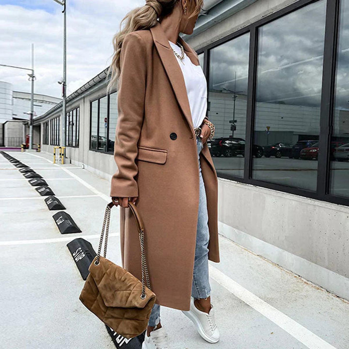 Mune | Longer women's wool blend coat with button placket and side pockets