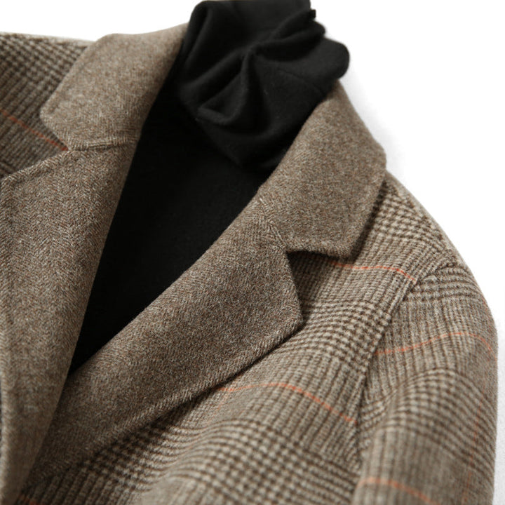 Mune | Women's Wool Winter Jacket with Check Pattern and Lapel Collar