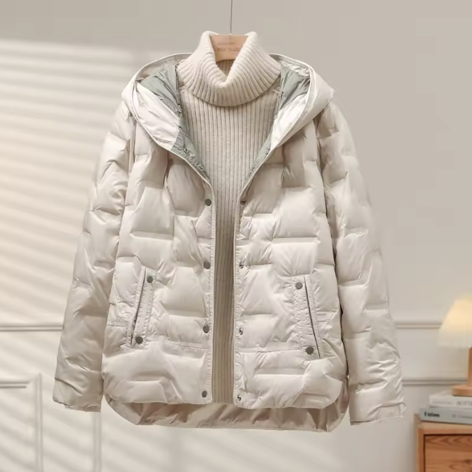 Mune | Women's Insulated Down Jacket with Hood and Zipper
