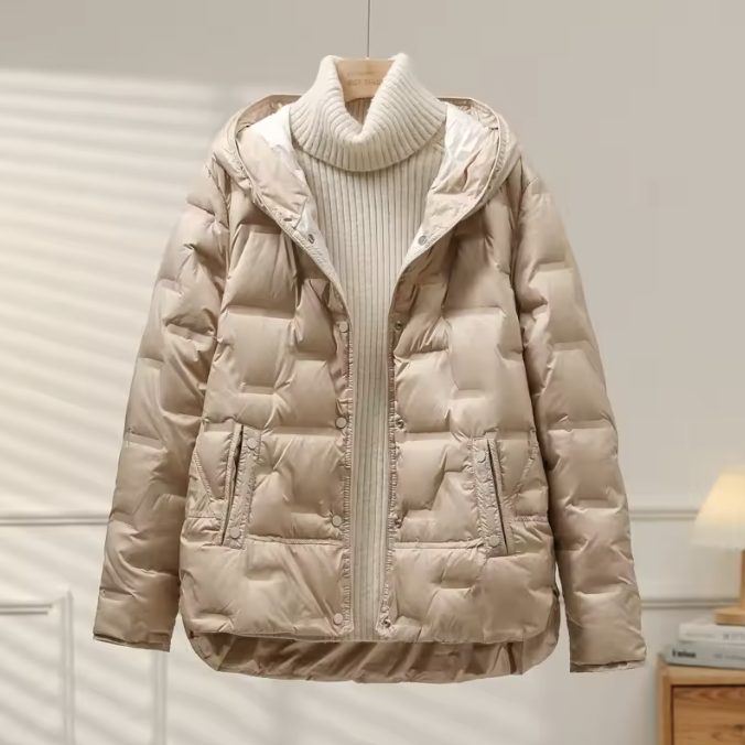 Mune | Women's Insulated Down Jacket with Hood and Zipper