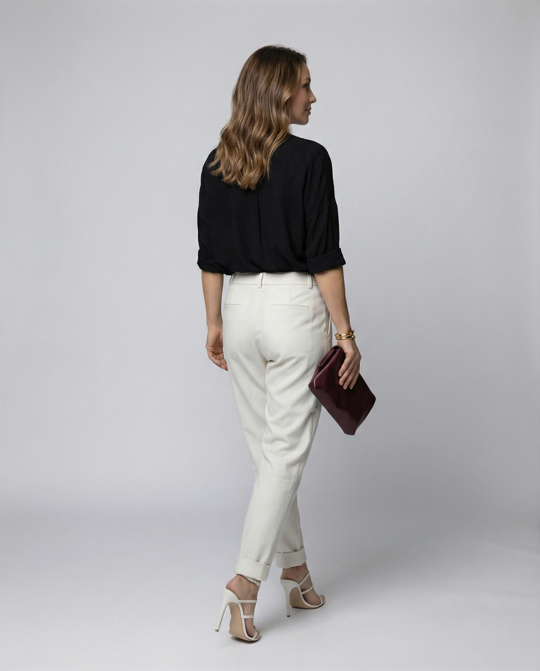 Elegant women's tailored trousers