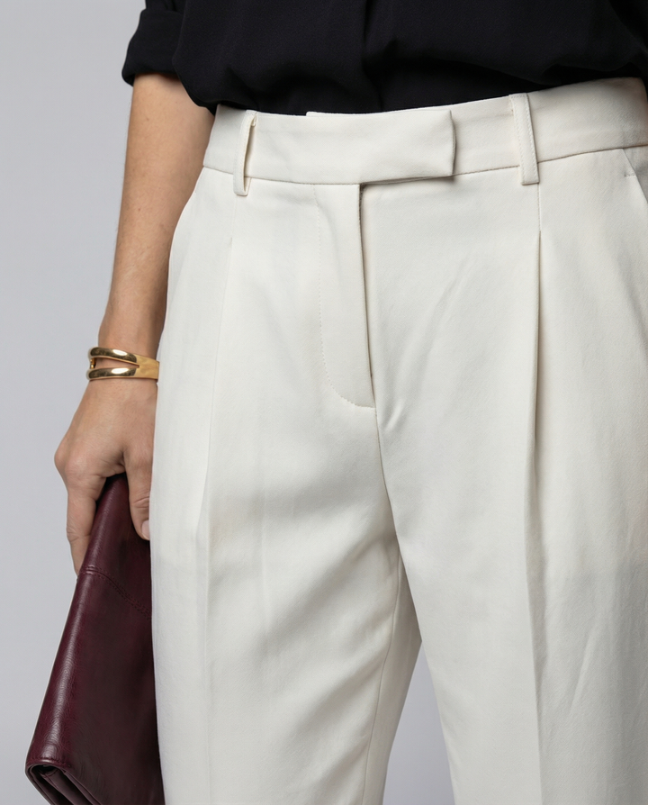Elegant women's tailored trousers