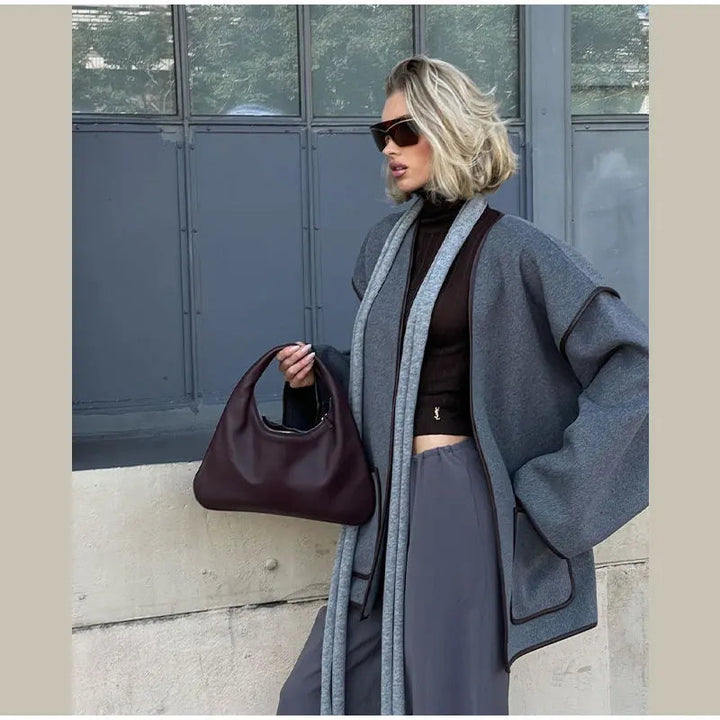 Mune | Women's Wool Jacket with V-Neck and Belt Closure