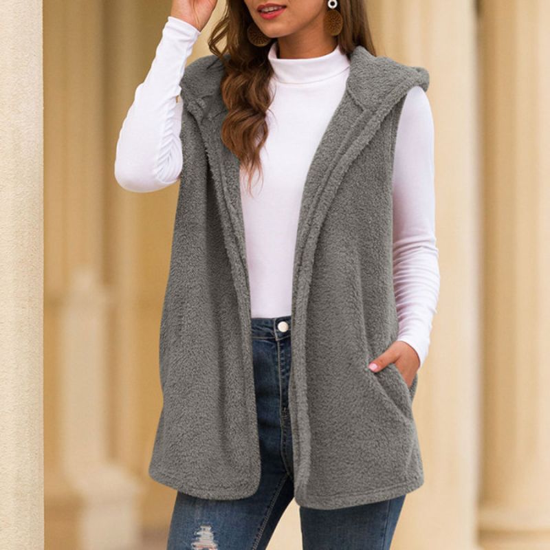 Mune | Women's Sleeveless Fleece Vest with Hood and Pockets