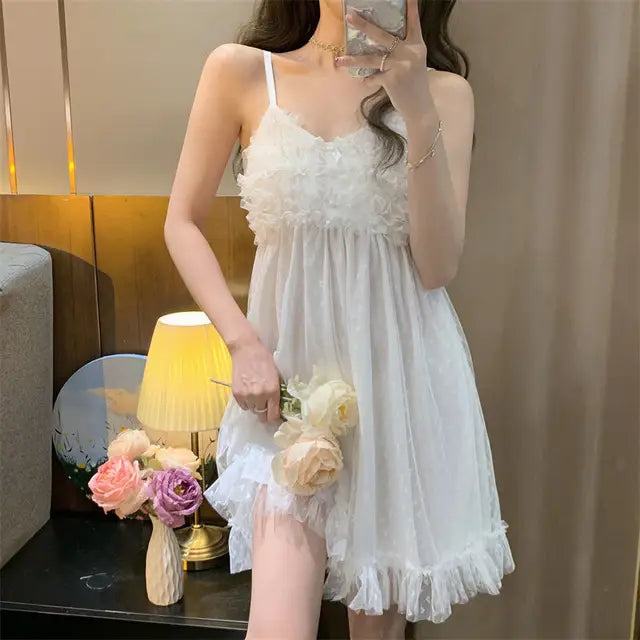 Mune | Nightgown in flower-lace summer
