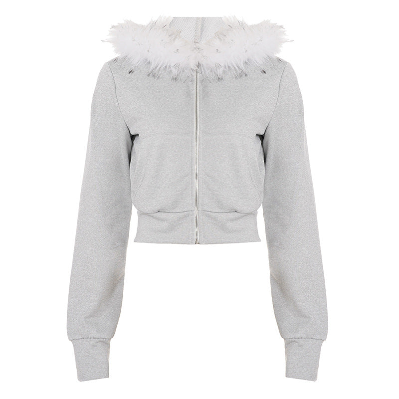 Women's short cut hoodie with faux fur hood, zipper and fitted cuff Mune Fashion