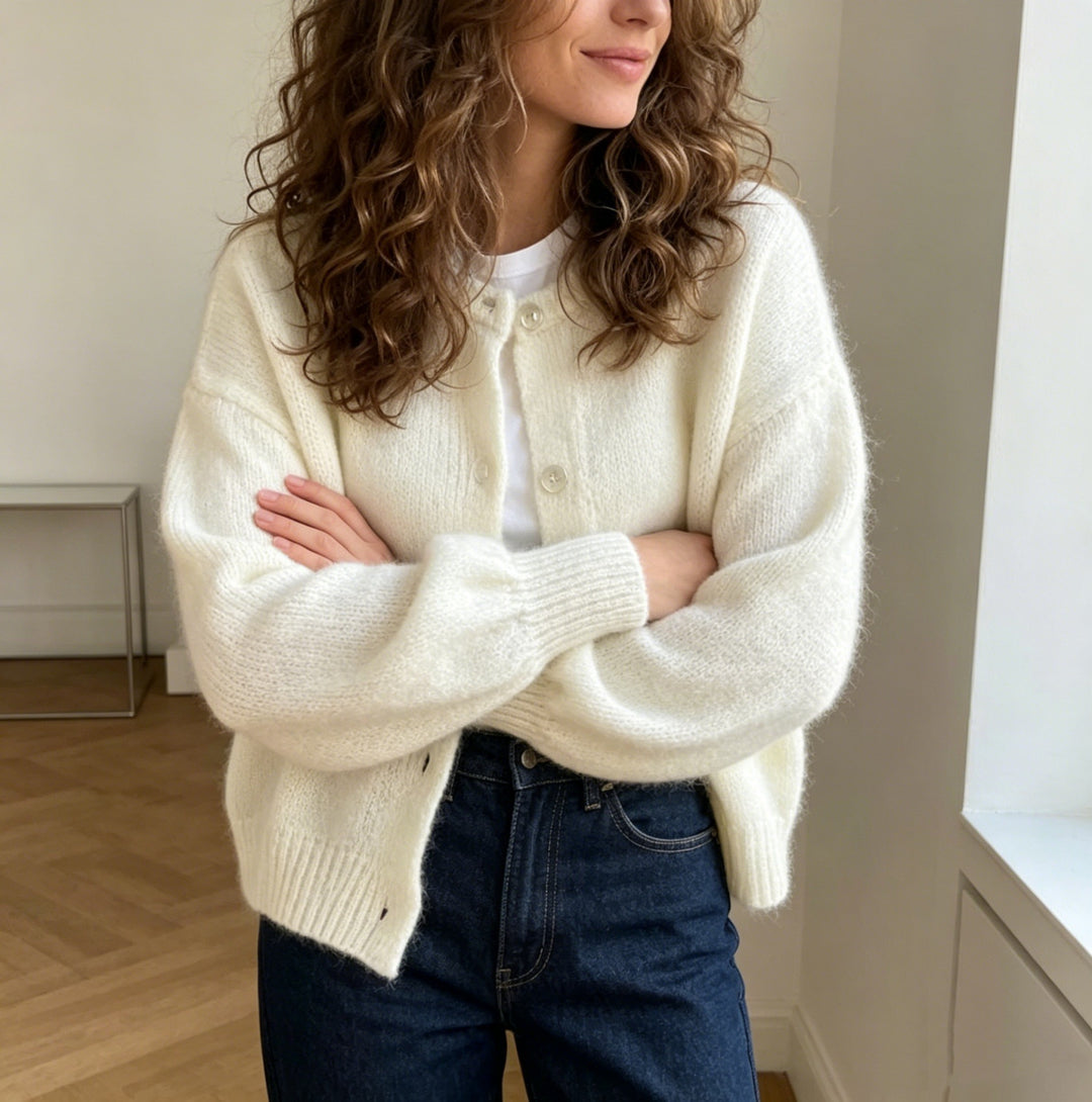 Women's Cozy Mohair-Look Cardigan with Round Neck and Balloon Sleeves Mune Fashion