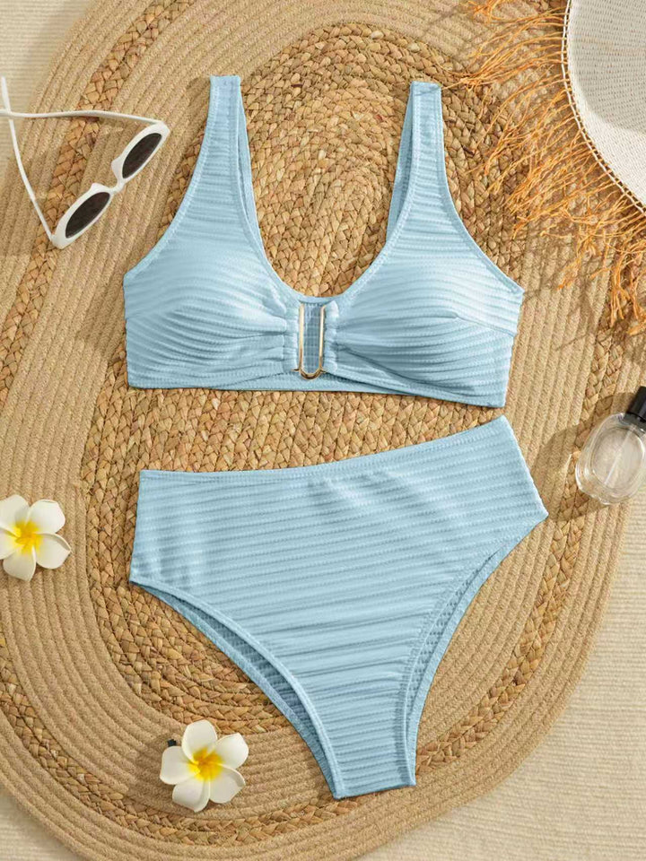 Ladies Bikini Set with modern ribbed structure and elegant gold accents Mune Fashion