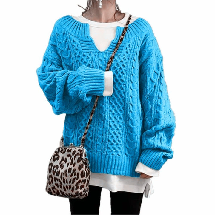 Women's oversized knitted sweater with cable pattern and V-neck Mune Fashion