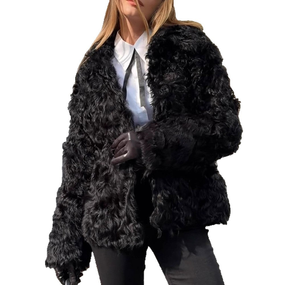 Women's Boxy Short Coat made of crinkled Faux Fur with structured wave pattern and open front Mune Fashion