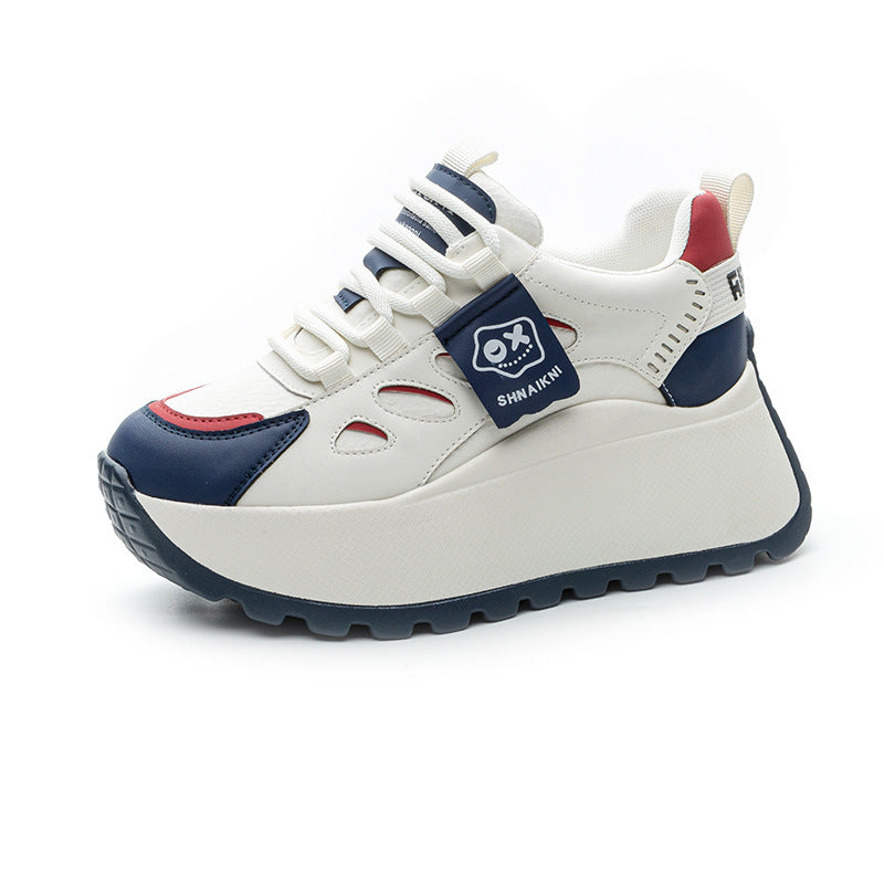 Women's sporty platform sneakers with modern design and flexible sole Mune Fashion