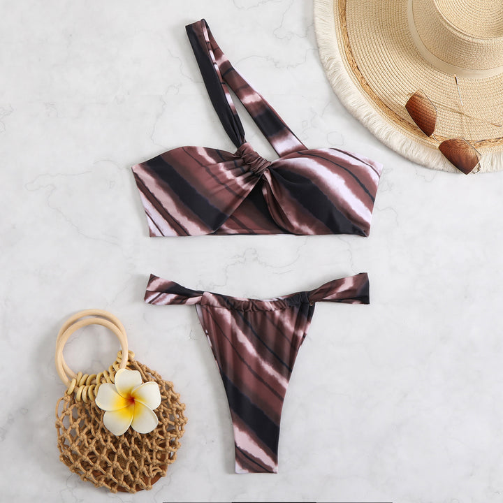 Women's bikini set with playful floral design Mune Fashion