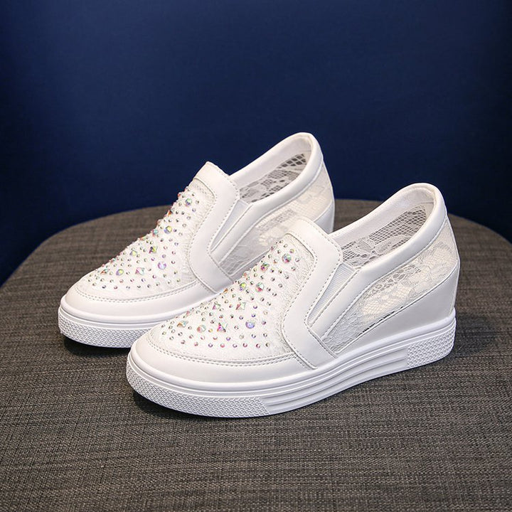 Damen Slip-On Keil-Sneaker mit funkelnden Ziersteinen und elastischen Seiteneinsätzen Mune Fashion