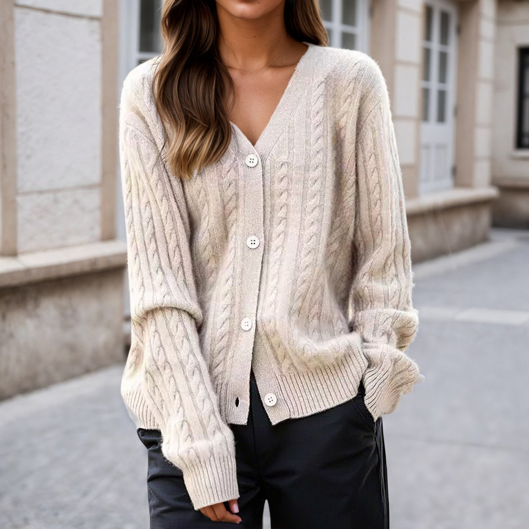 Ladies' cable knit cardigan with V-neck, oversized fit and button placket Mune Fashion