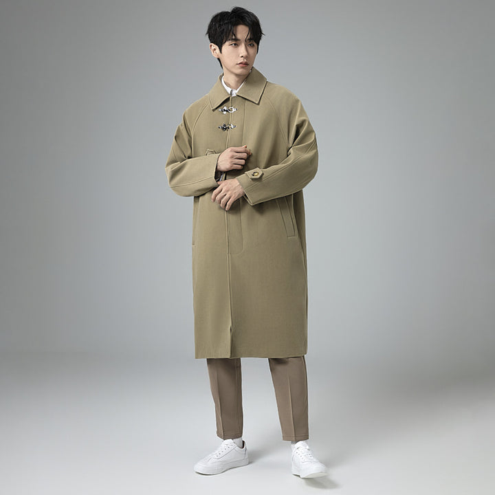 Men's long-cut coat in modern duffle style with toggle fastenings and striped interior lining Mune Fashion