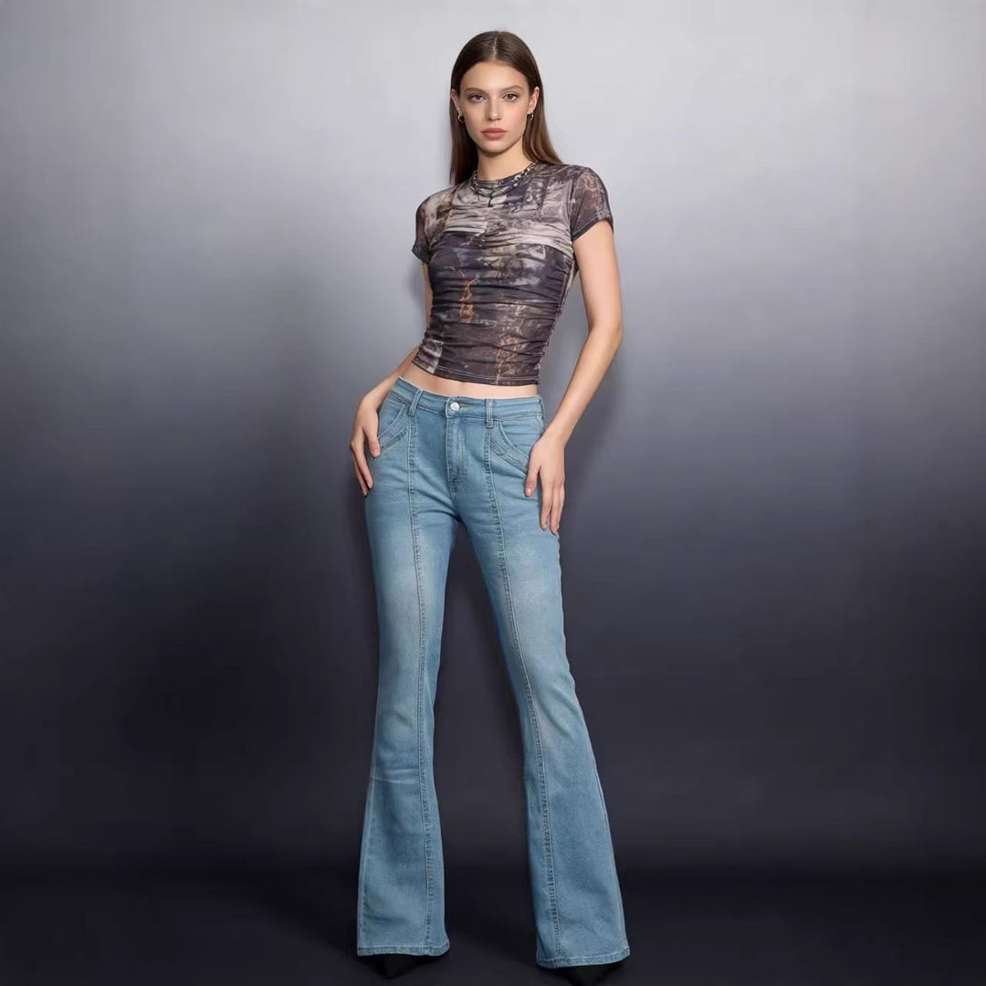 Women's high-waisted fitted flared jeans with central seam and figure-shaping hip area Mune Fashion