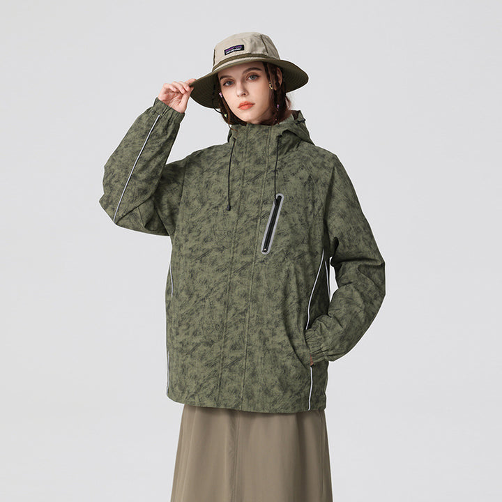 Men's technical rain jacket with hood, waterproof material and chest zipper Mune Fashion
