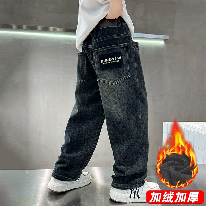 Unisex wide jeans with eye-catching patches Mune Fashion