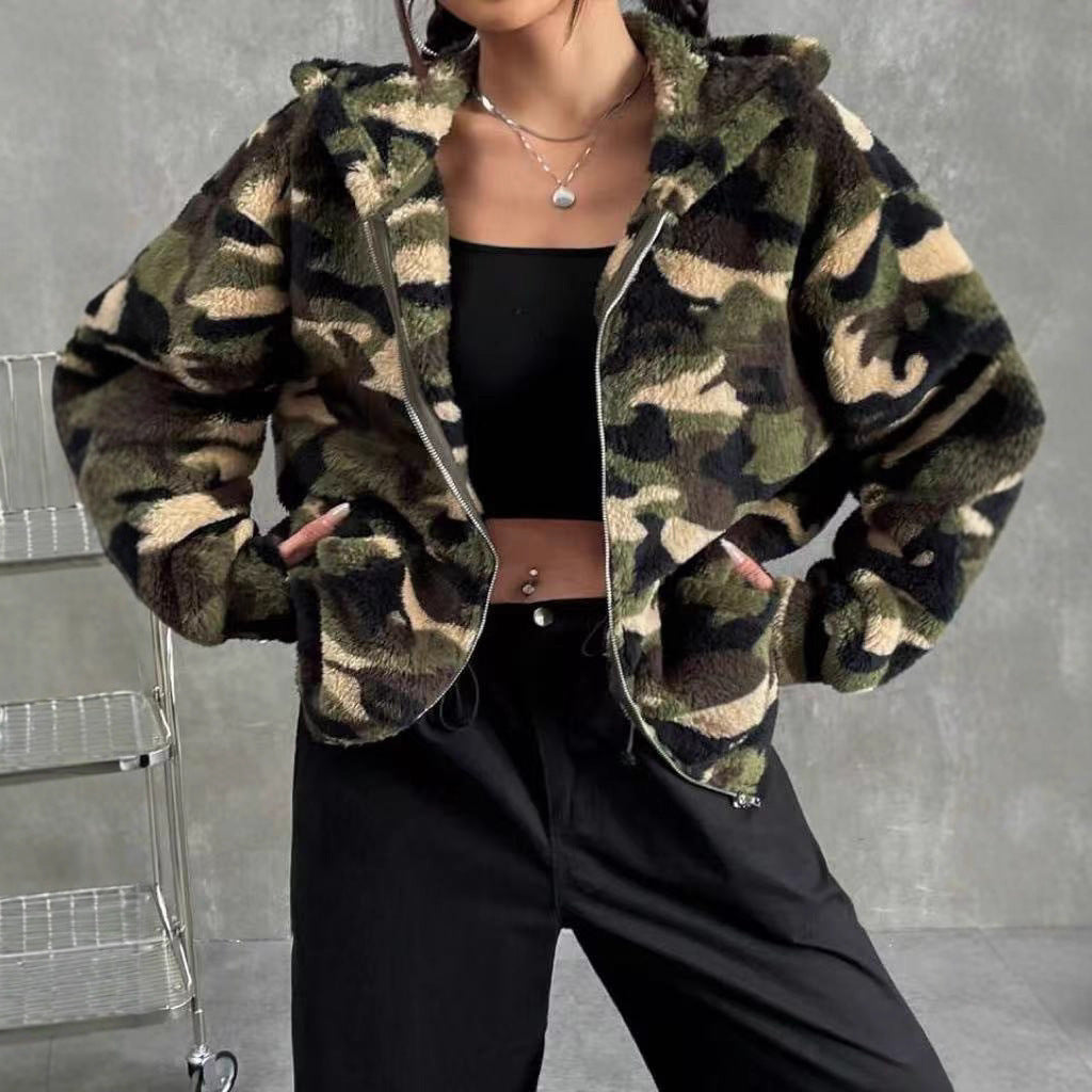 Women's Teddy-Fleece Hooded Jacket in Camouflage Look Mune Fashion