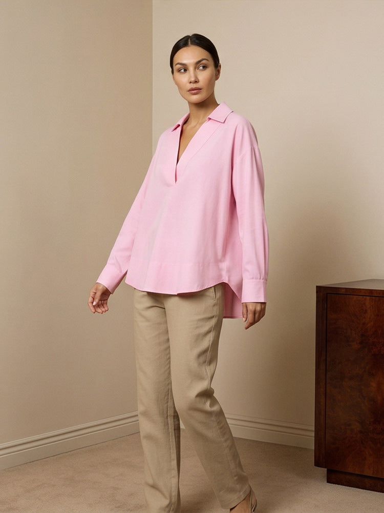 Women's loose-fitting tunic blouse with V-neck, shirt collar, and extended back hem Mune Fashion