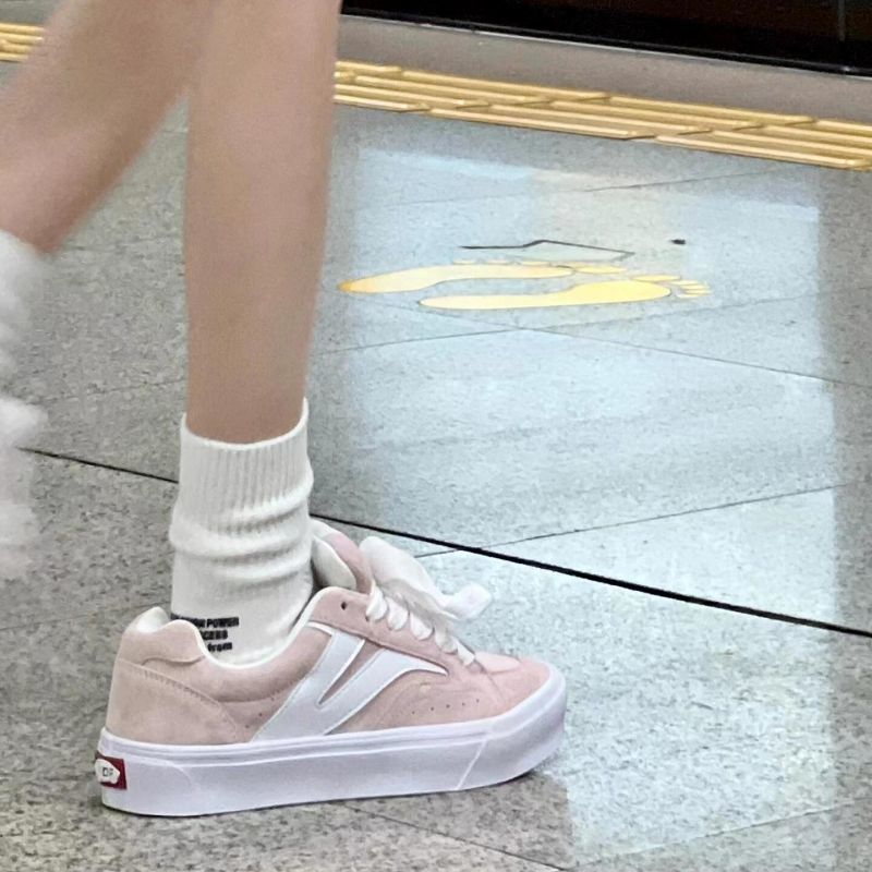 Women’s sneaker with high comfort and fashionable design Mune Fashion