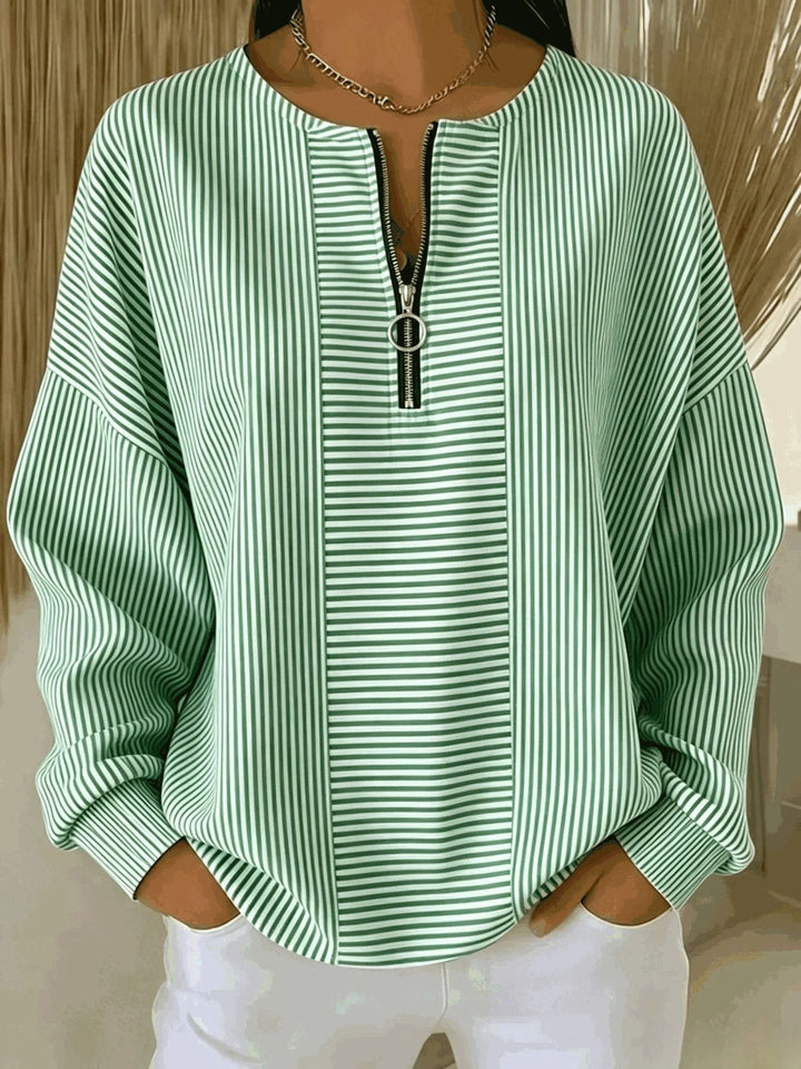 Women's Oversize Sweater with fine rib structure and short zipper Mune Fashion