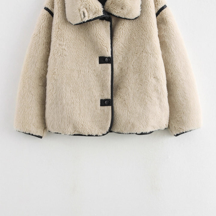 Women Short Cut Faux Fur Field Coat with Oversized Shawl Collar and Contrasting Piping Mune Fashion