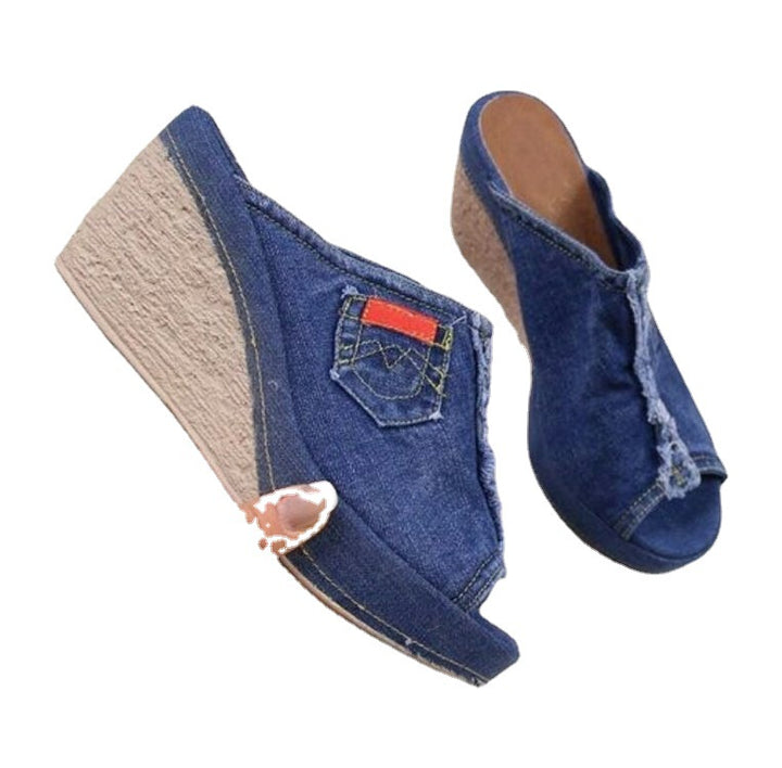 Women nan jeans slide with open toe, frayed hem and rope wedge heel Mune Fashion