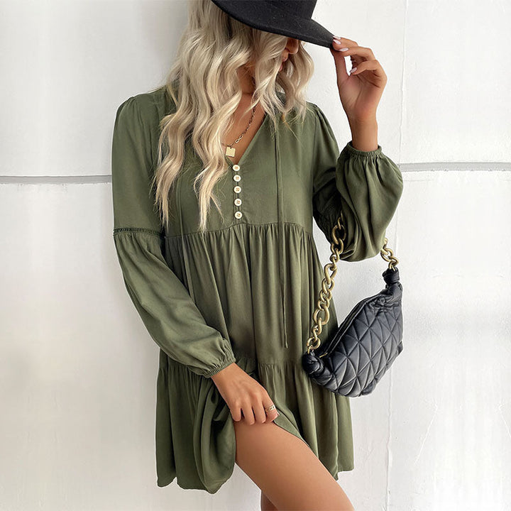 Ladies short-cut tiered babydoll dress with V-neck, button placket and balloon sleeves Mune Fashion