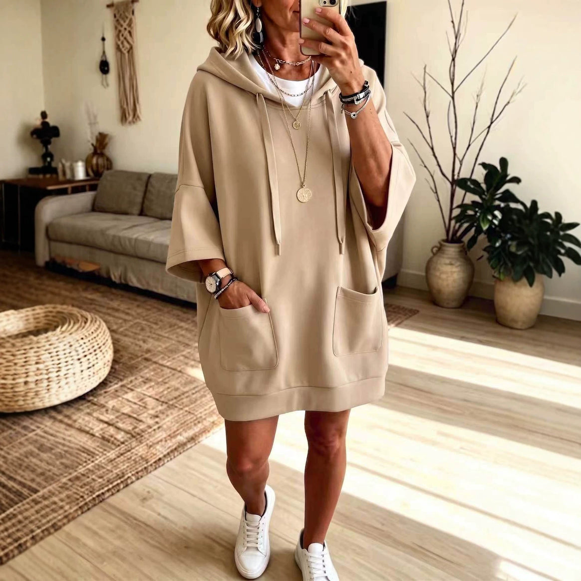 Women's Oversize Hoodie Dress with Kangaroo Pockets and Half-Length Sleeves Mune Fashion